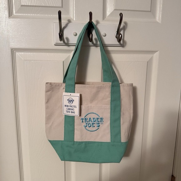 Trader Joe's Pastel Green Mini Canvas Tote Bags 2025 LIMITED EDITION NWT - Picture 13 of 13
